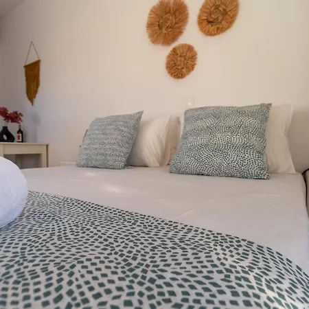 Sunny Naxos Apartment *