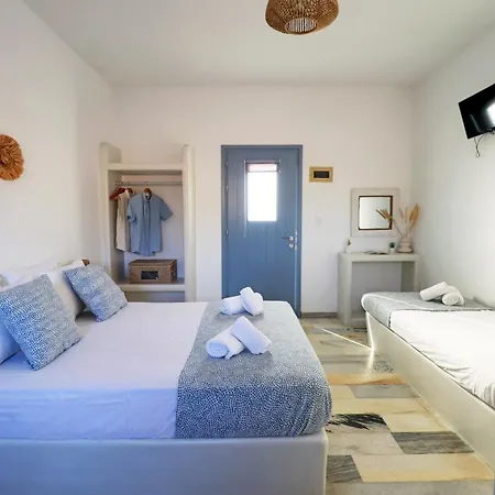 Sunny Naxos Apartment *