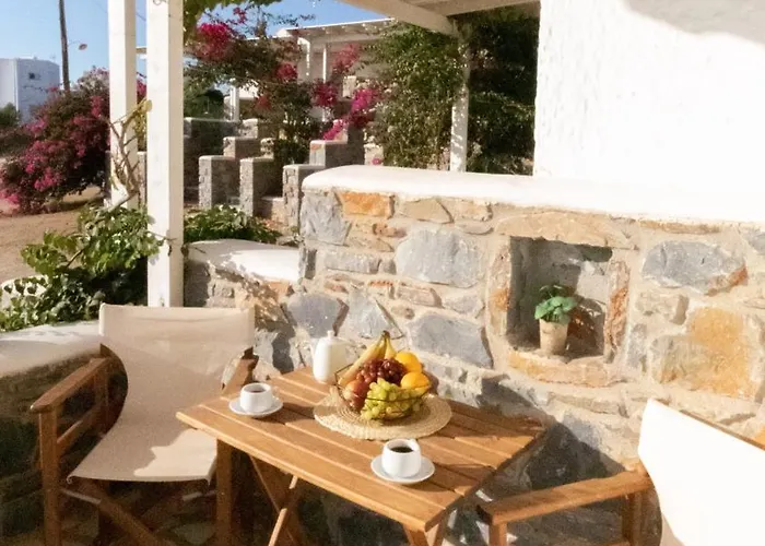 Sunny Naxos Apartment *